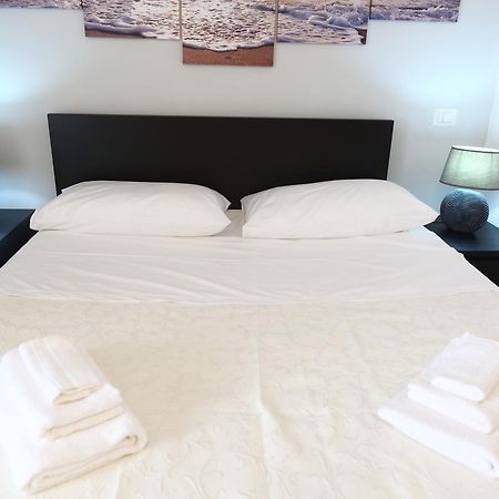 Palazzo Melnis Bed & Breakfast Cefalu Luaran gambar