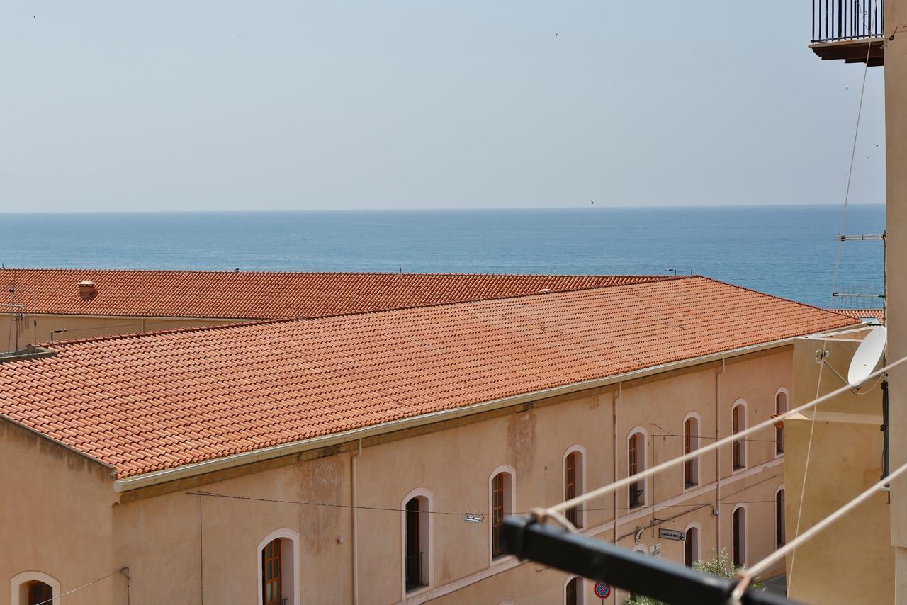 Palazzo Melnis Bed & Breakfast Cefalu Luaran gambar